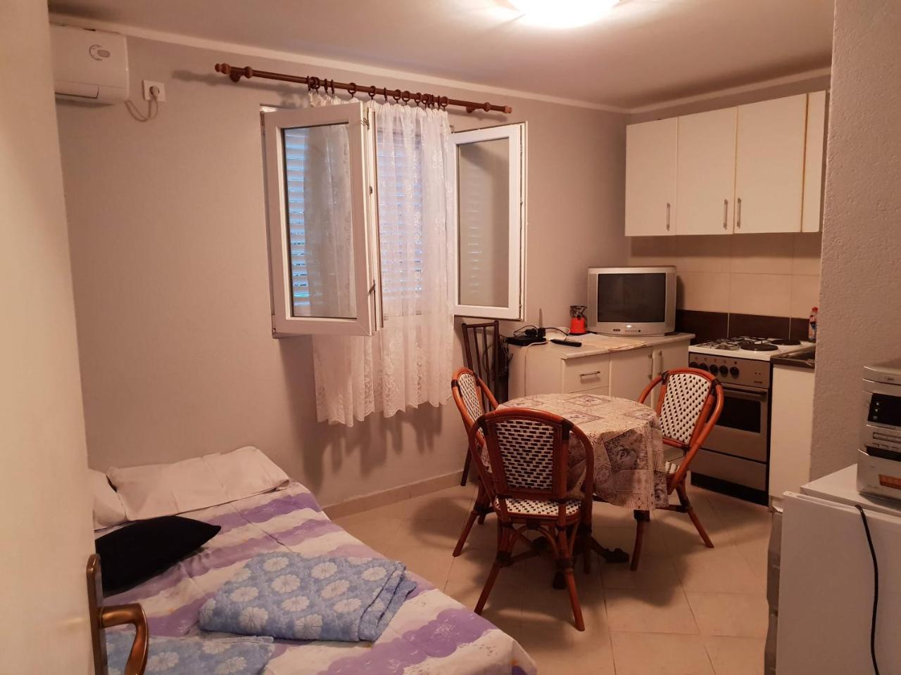 Apartment Miki Herceg Novi Zewnętrze zdjęcie